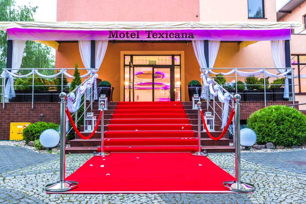 Hotel Texicana Sulechow Ngoại thất bức ảnh