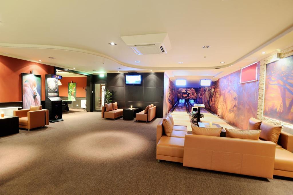 Hotel Texicana Sulechow Ngoại thất bức ảnh