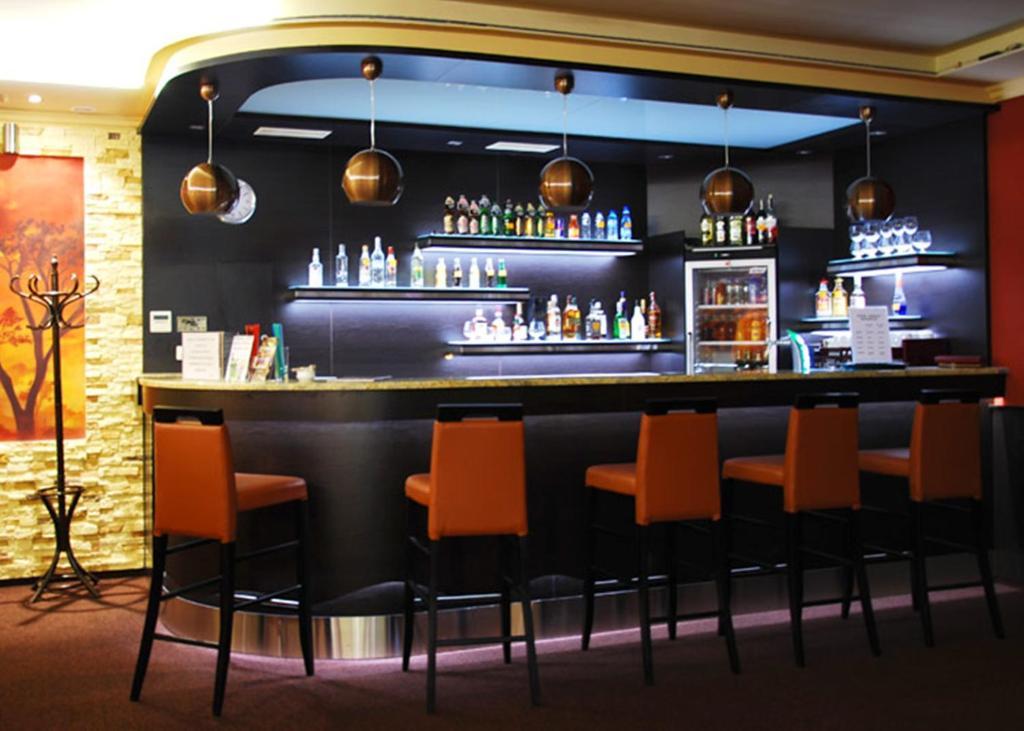 Hotel Texicana Sulechow Ngoại thất bức ảnh