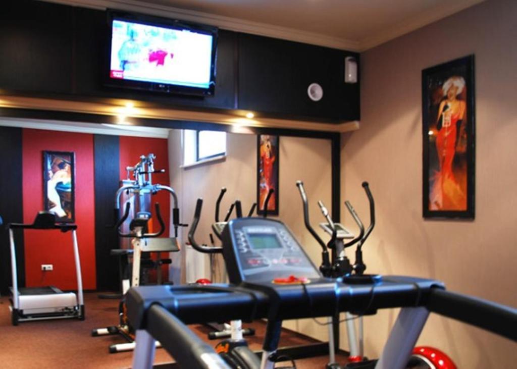 Hotel Texicana Sulechow Ngoại thất bức ảnh
